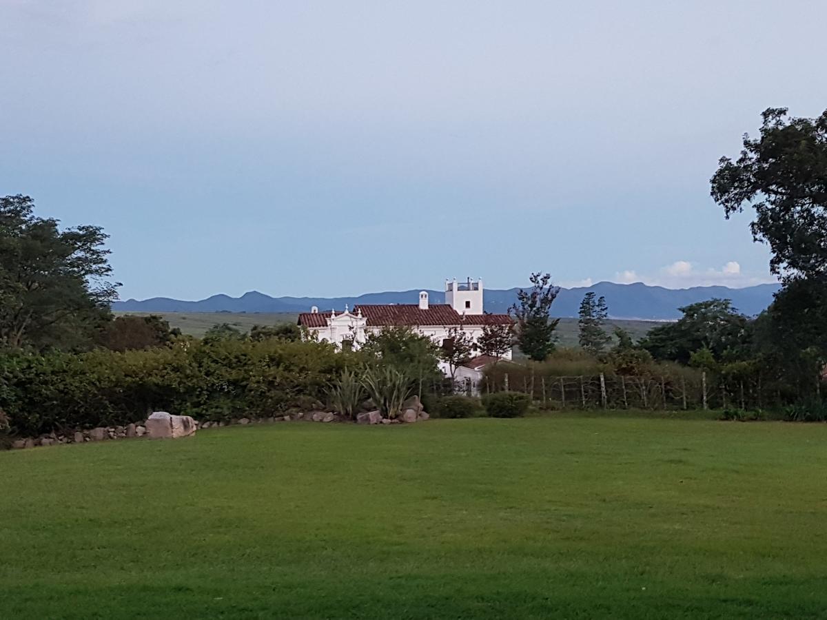 Hotel Torrontes San Lorenzo  Luaran gambar