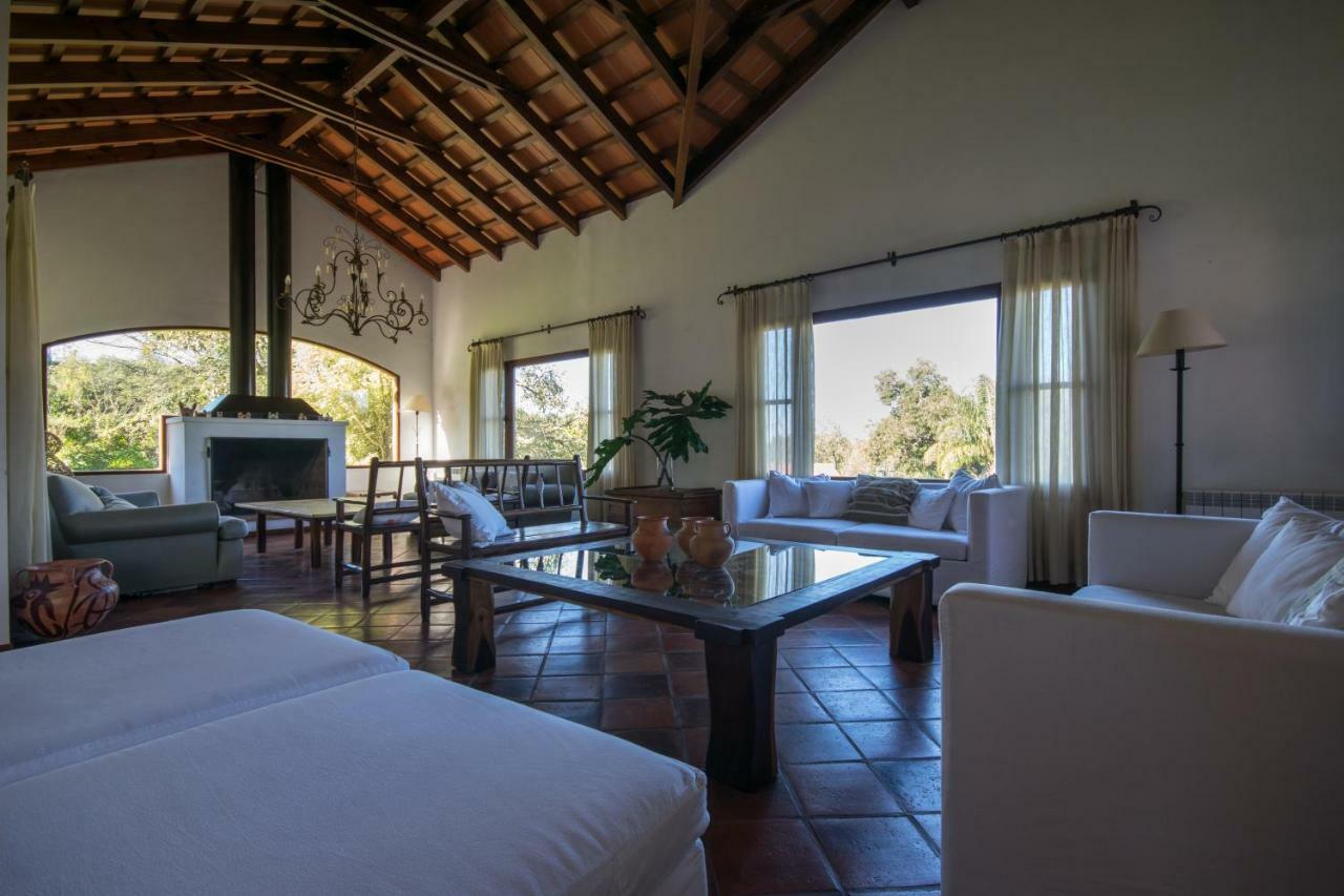 Hotel Torrontes San Lorenzo  Luaran gambar