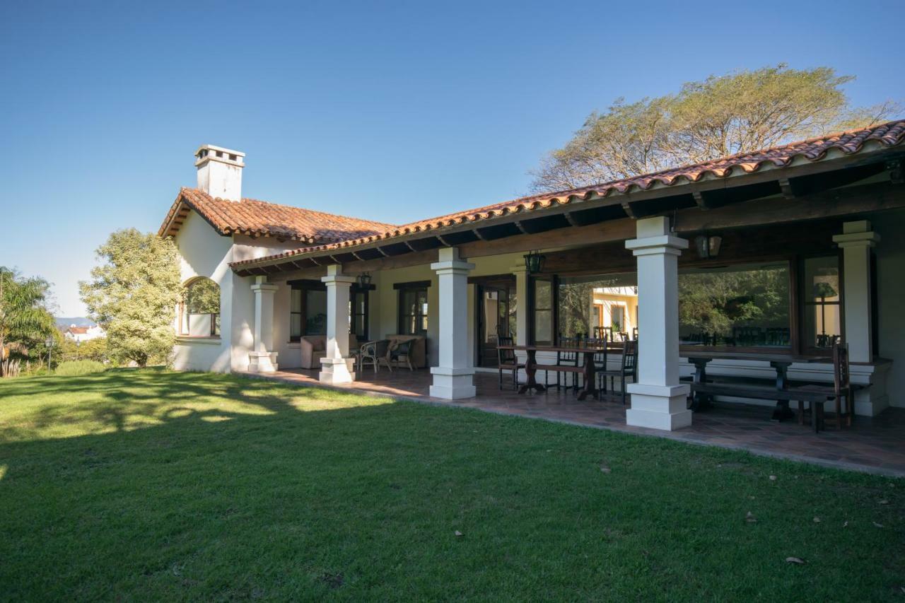 Hotel Torrontes San Lorenzo  Luaran gambar