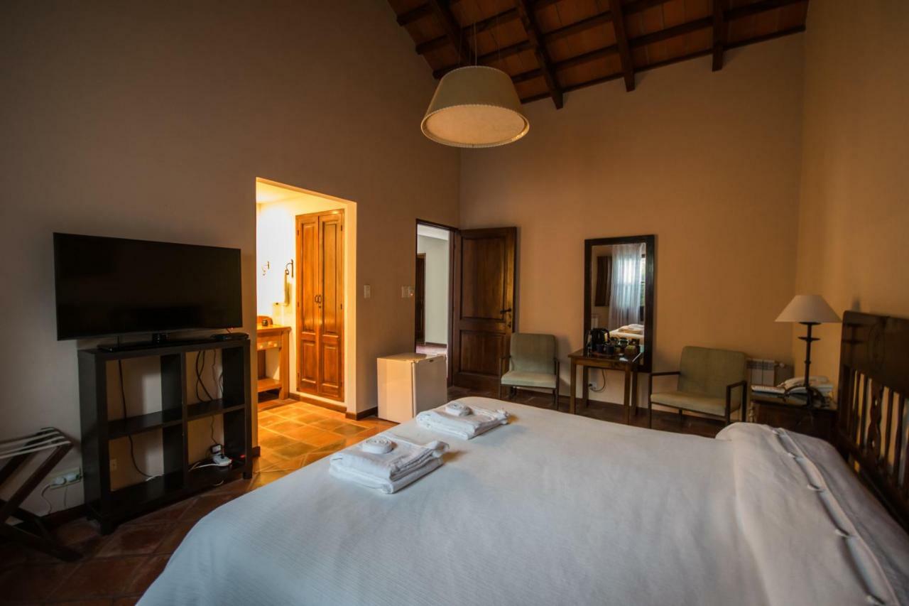 Hotel Torrontes San Lorenzo  Luaran gambar