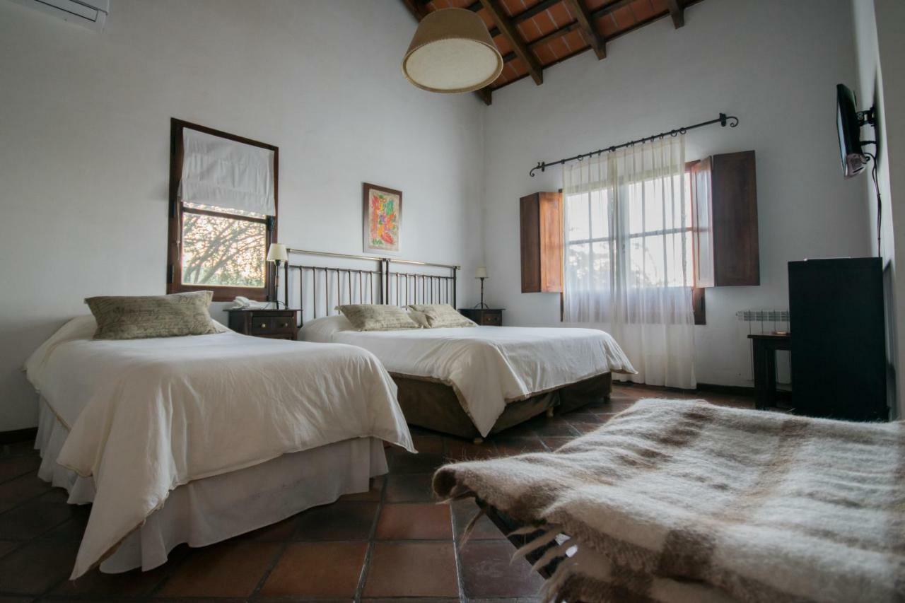 Hotel Torrontes San Lorenzo  Luaran gambar