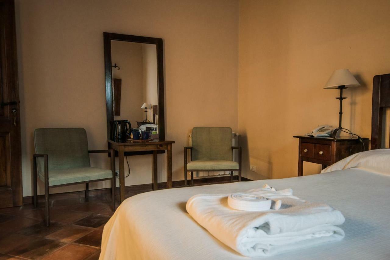 Hotel Torrontes San Lorenzo  Luaran gambar